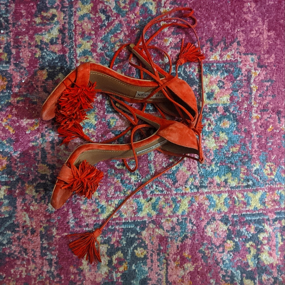 Steve Madden Red Fringe Ankle-Tie Sandals - Picture 4 of 6